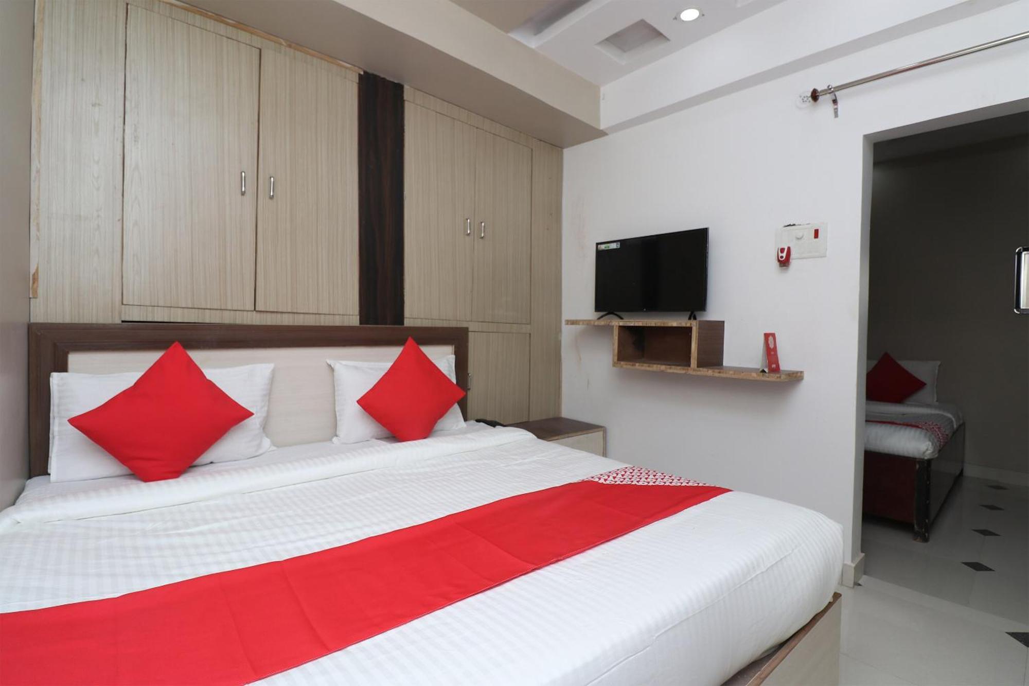 Hotel O Swastik Resort Colonelganj Exterior photo