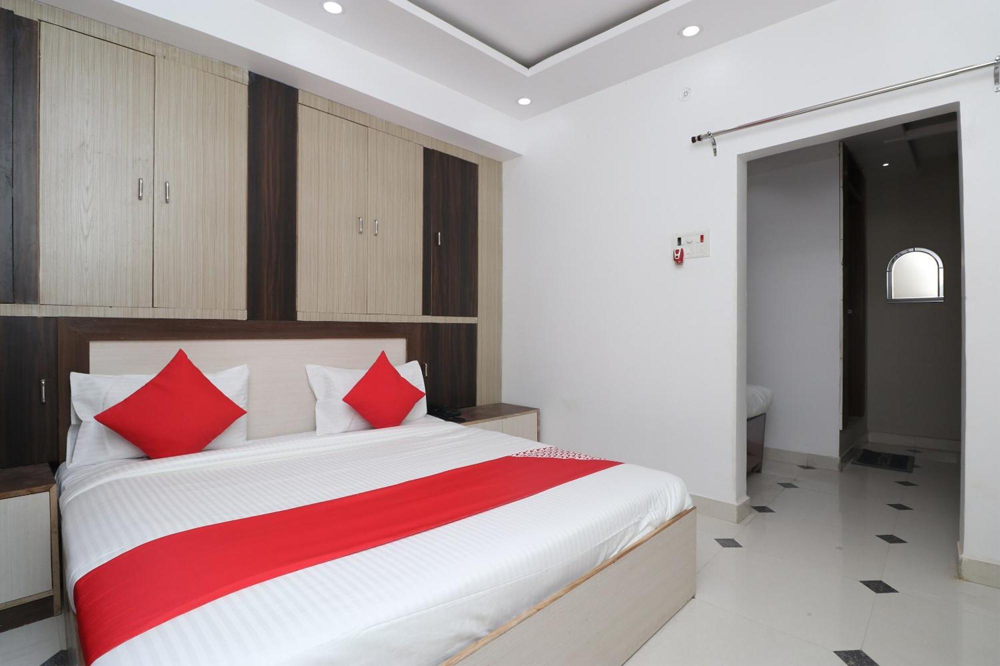 Hotel O Swastik Resort Colonelganj Exterior photo